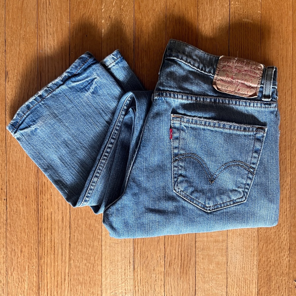 levis 514 slim straight 32x30 Light Wash Blue Jeans Unisex Distressed Lived In